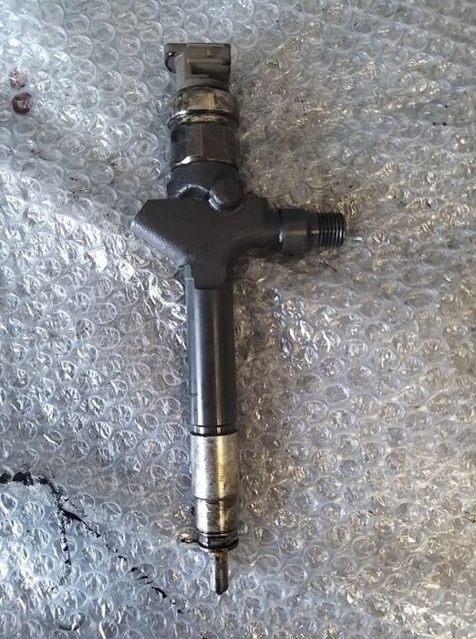 Injector mazda 6 2.0 di rf7j 13h50