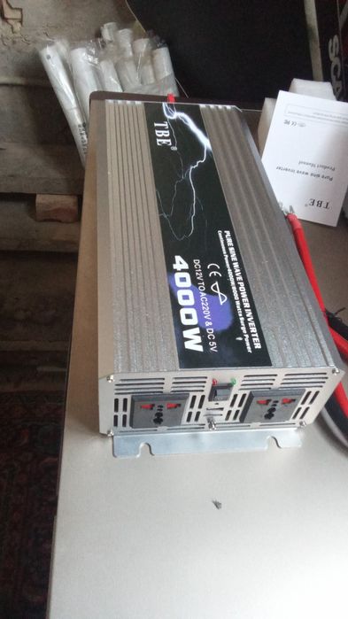 Инвертор 12 V  на 220V 4000 ватт