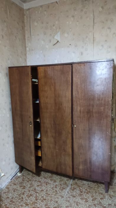 Распродажа мебели и газ.плита холодильник Б/У