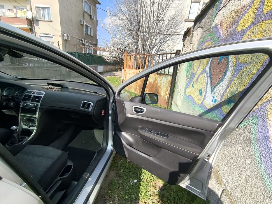Продавам Peugeot 307 SW
