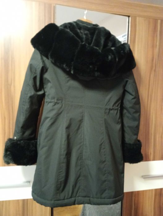 Зимно палто - парка черен цвят