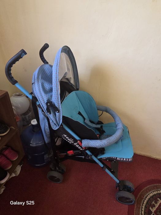 Продам коляску прогулочная, два положения, лежа и сидя. В хорошем сост