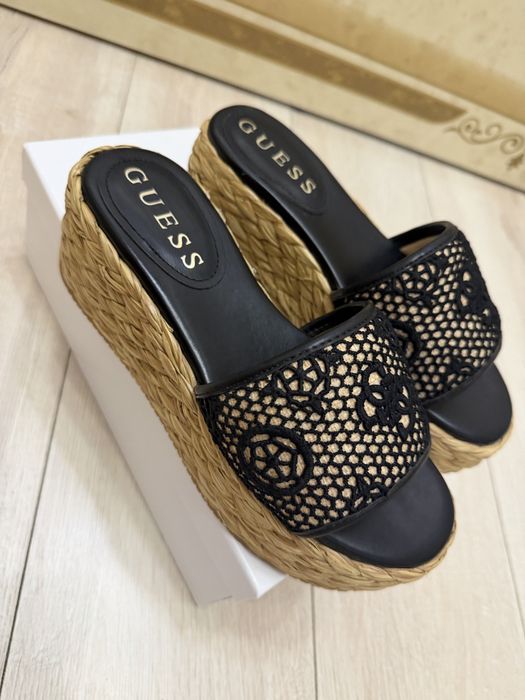 Guess летни чехли