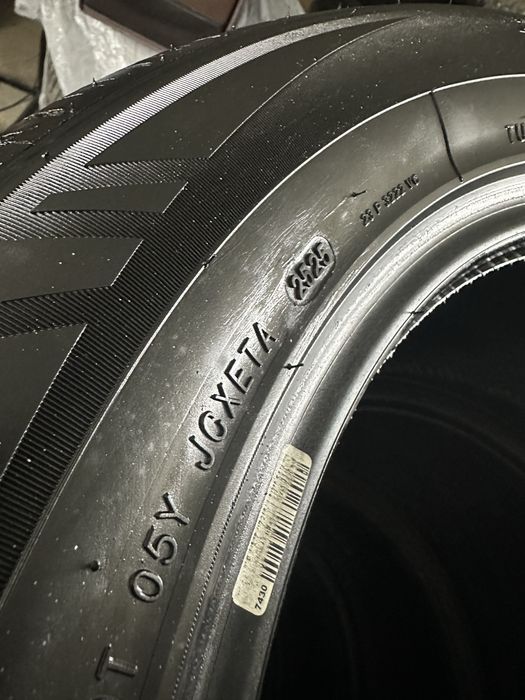 Шины 235/55R18 (2шт)