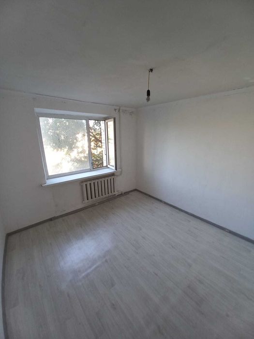 Продается 1 комнатная общежитие