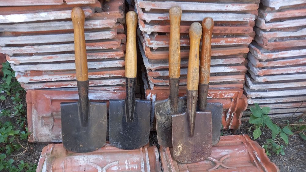 Лопатки -военни-