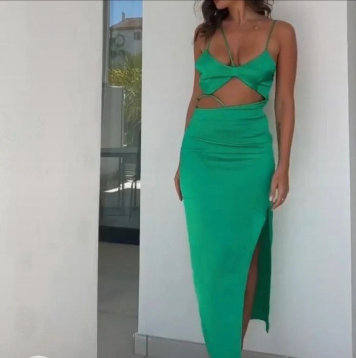 Rochie Zara drapaj, material satinat, verde, marime S