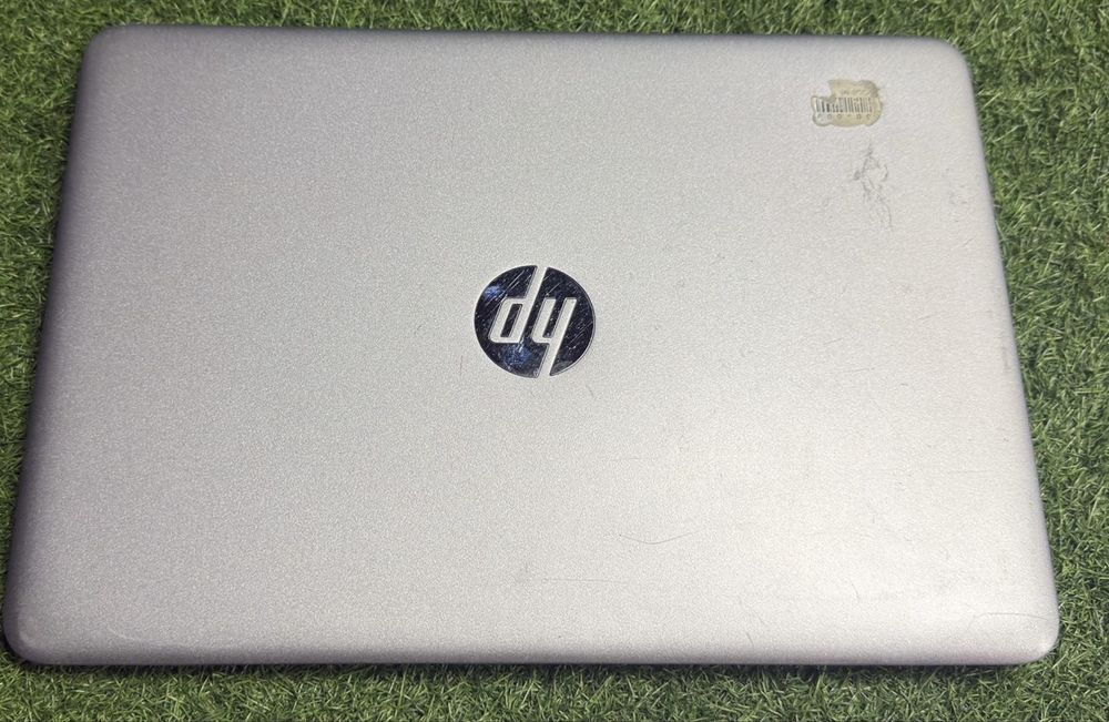 Laptop HP – 24 GB RAM, SSD-uri Samsung + Adata, Windows 10 Pro + Office