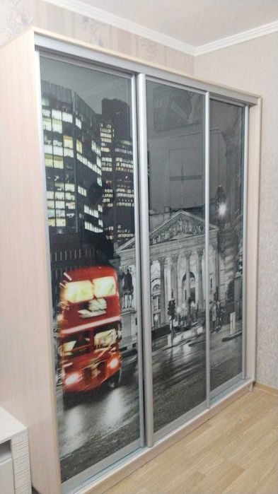 Продам срочно Шкаф купе