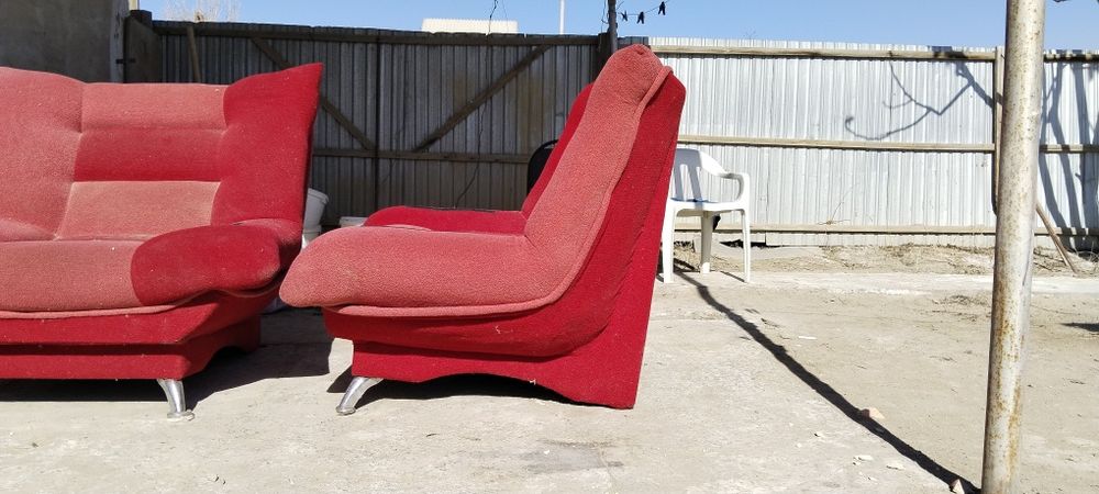 Кресло 2 шт б/у.