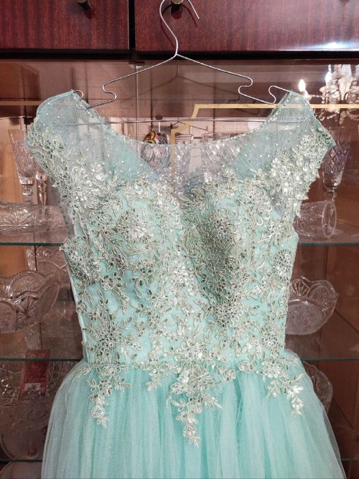 Продам вечернее платье