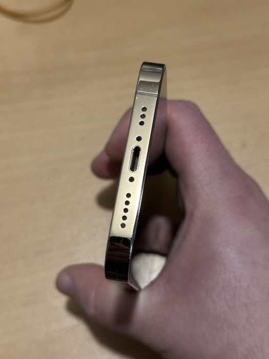 iPhone 13 Pro - 256 GB - Gold - Отличен!