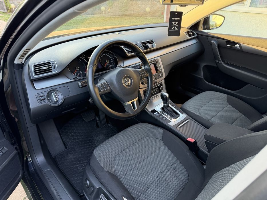 VOLKSWAGEN Passat 2011 — imagine 5