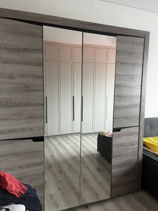 Продам шкаф платьяной