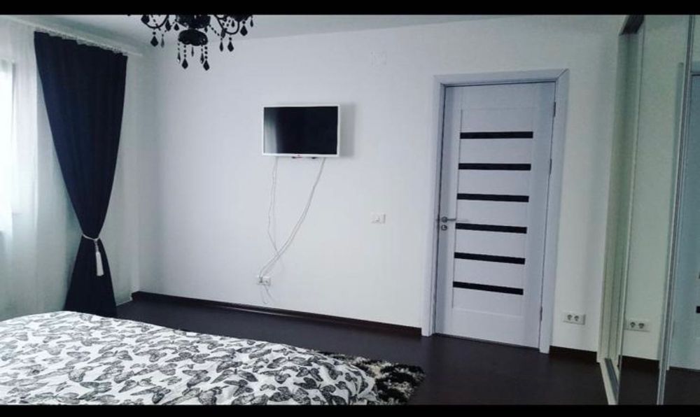 Vila de Inchiriat Navodari