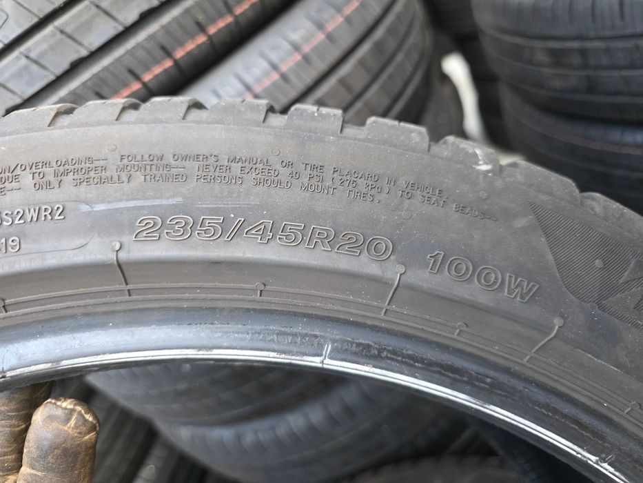 2бр Всесезонни гуми 235 45 20 - Bridgestone - DOT 2024