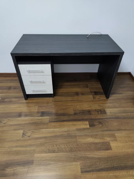 Vând mobilier tineret