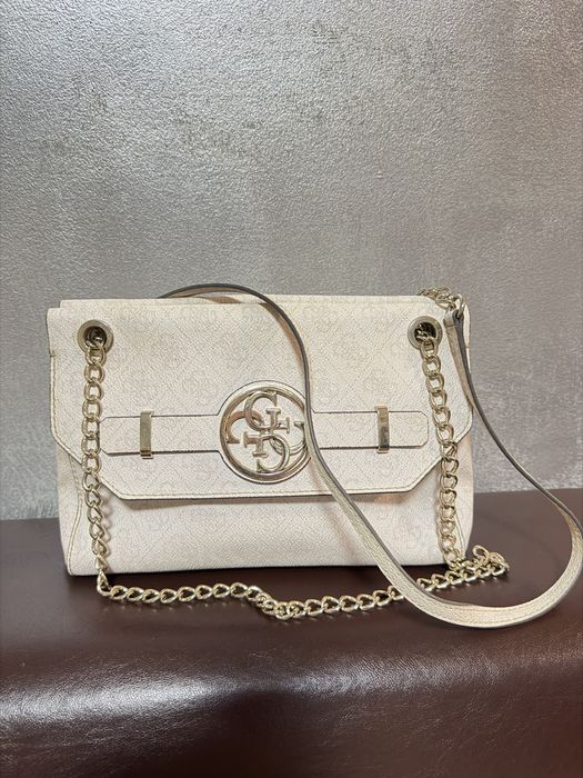Oригинална Чанта GUESS