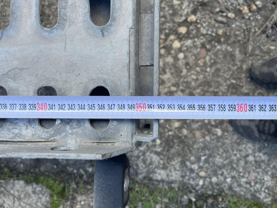 Двойна платфорва за автомобили