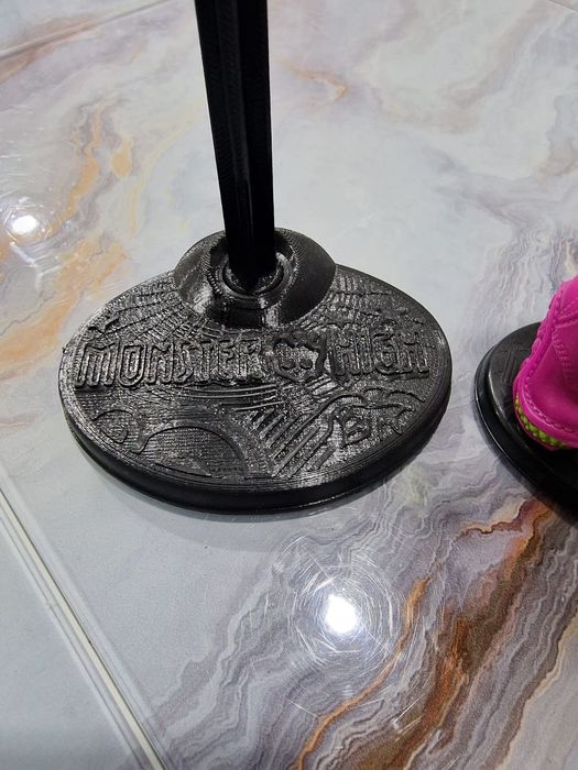 Подставки для кукл monster high