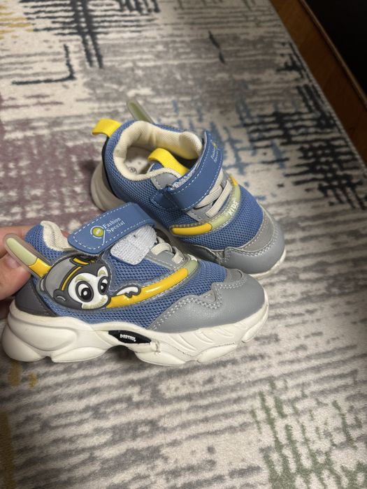 Детски маратонки размер 25