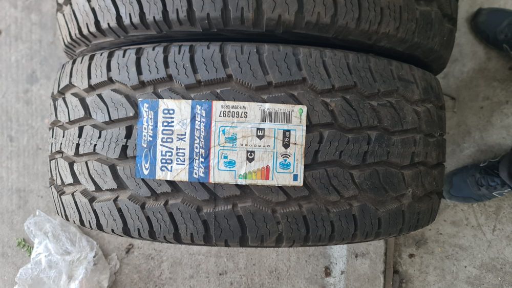 285 60 18 Cooper noi all terrain 4 anvelope vara iarna noi