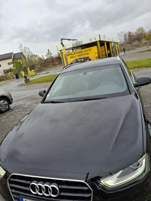 Audi A4 variant S Line 2015 140 CP 207.000 km negru perlat E6