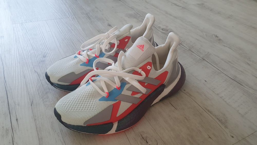 Vand pantofi sport Adidas