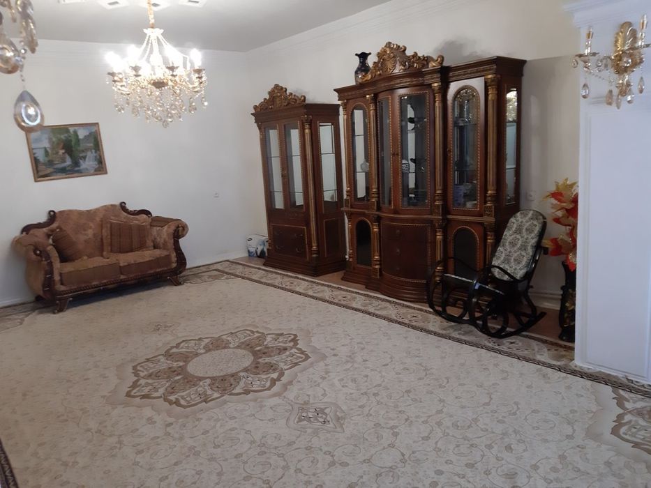 Ijaraga beriladi 2 -etaj 3xonali. Сдается в аренду. Динамо.