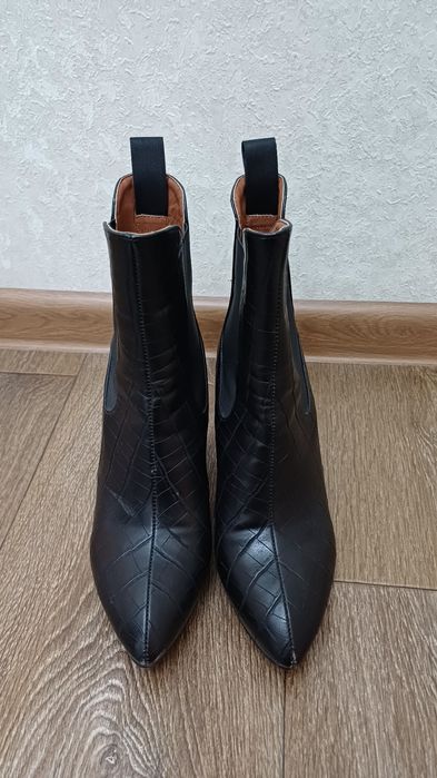 Продам обувь на осень и весну