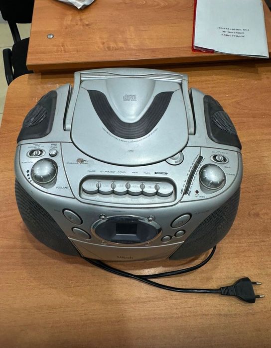 Магнитола Vitek CD/MP3/USB/FM