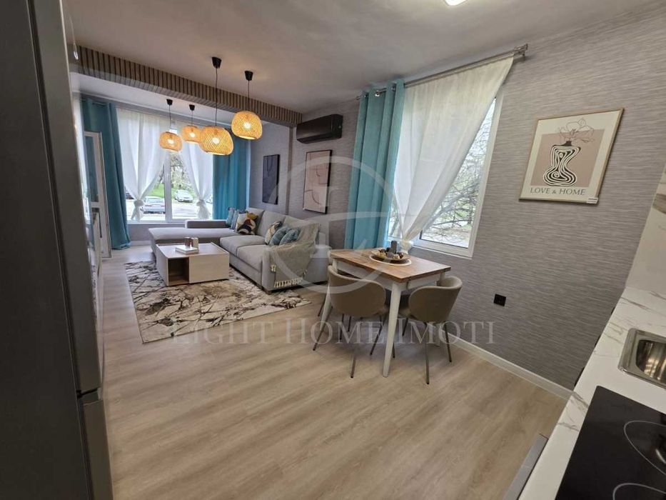 Продава се Тристаен апартамент в Пловдив, Кършияка - 78 кв.м за 1111 €/кв.м - Снимка #2