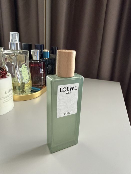 Loewe aire sutileza парфюм