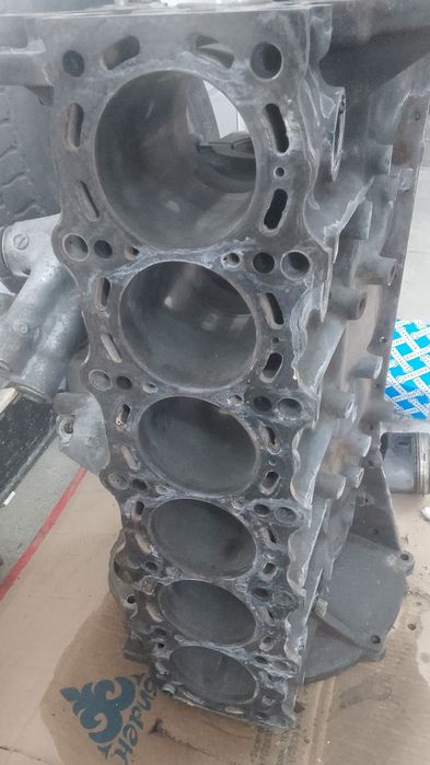 Продам блок двигателя 2JZ