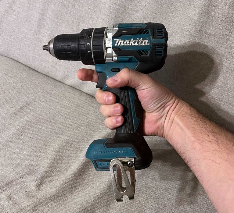 Masina de gaurit percutie Makita DHP484 18V LXT, doar corp, functional