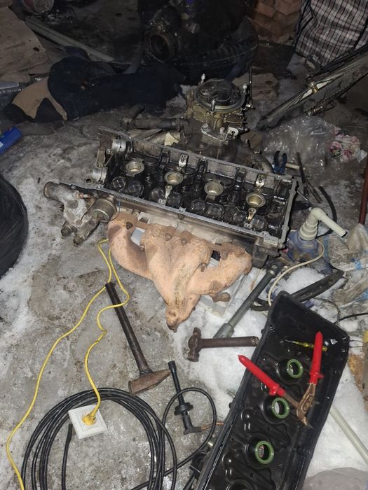 Продам головку на 406 двигатель
