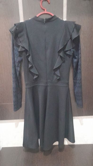 Продам платье красивое