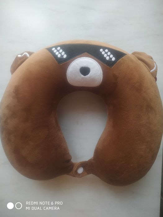 подушка для путешествий