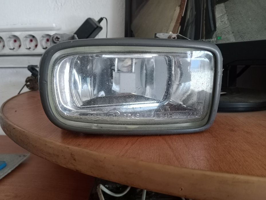 Туманка Мазда 626 GF птичка