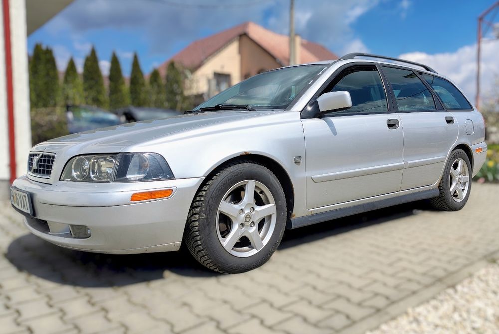 Volvo V40 (2004, 1.9DI)