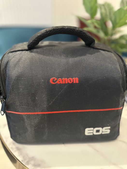Cannon DSLR 2000D