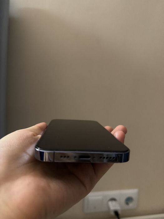 Iphone 13 pro в хорошем состоянии