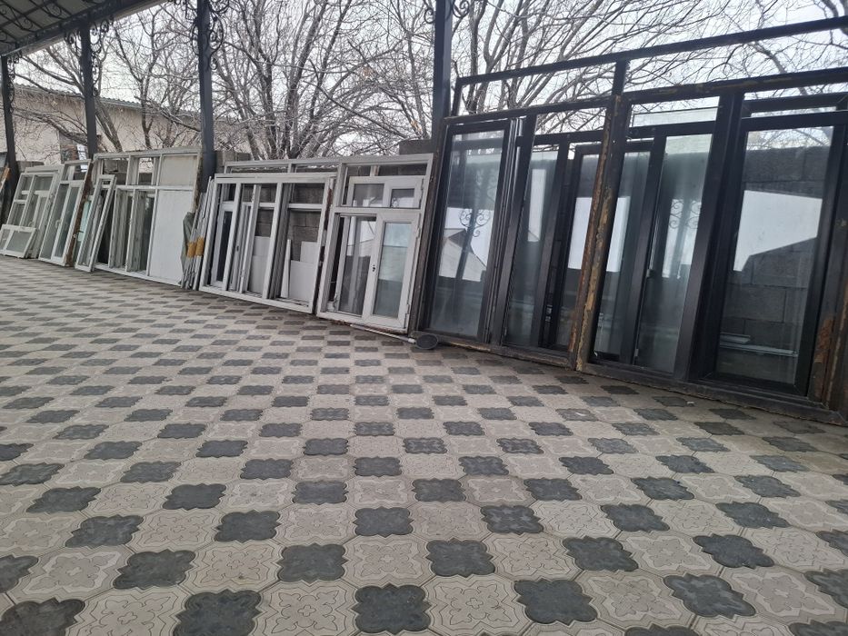 Пластик терезелер сатылады