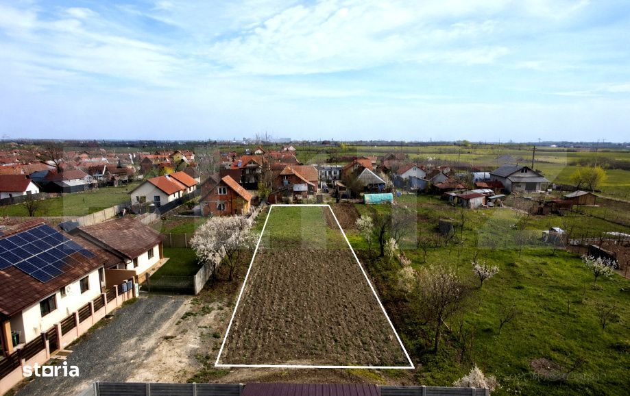 Teren intravilan, toate utilitatile, 680 mp, Sanmihaiu Roman