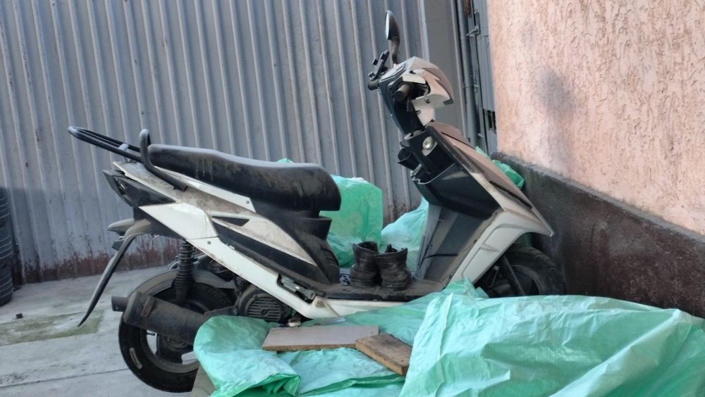 Продам Скутер 150000тг