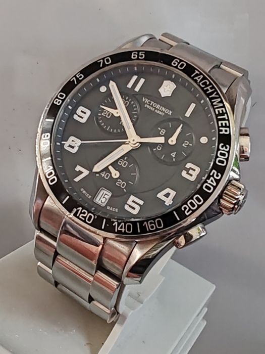 Victorinox Swiss Army Chronograph Quartz 42 mm