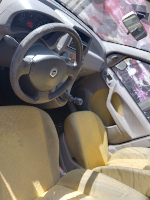 FIAT PANDA 1.2i,euro4,an2006,CLIMA,56000Km,900euro