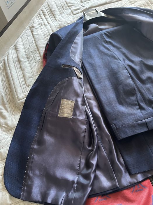 Продам   мужскои костюм новый