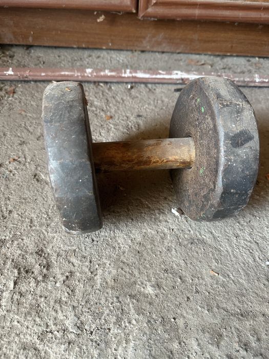 Гантели по 8 кг  СССР