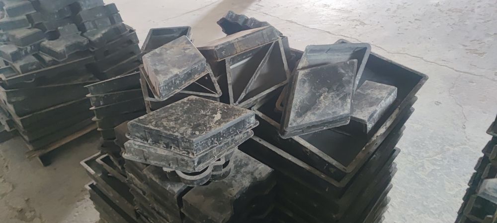 Vând matrițe pavaj 3d diferite modele